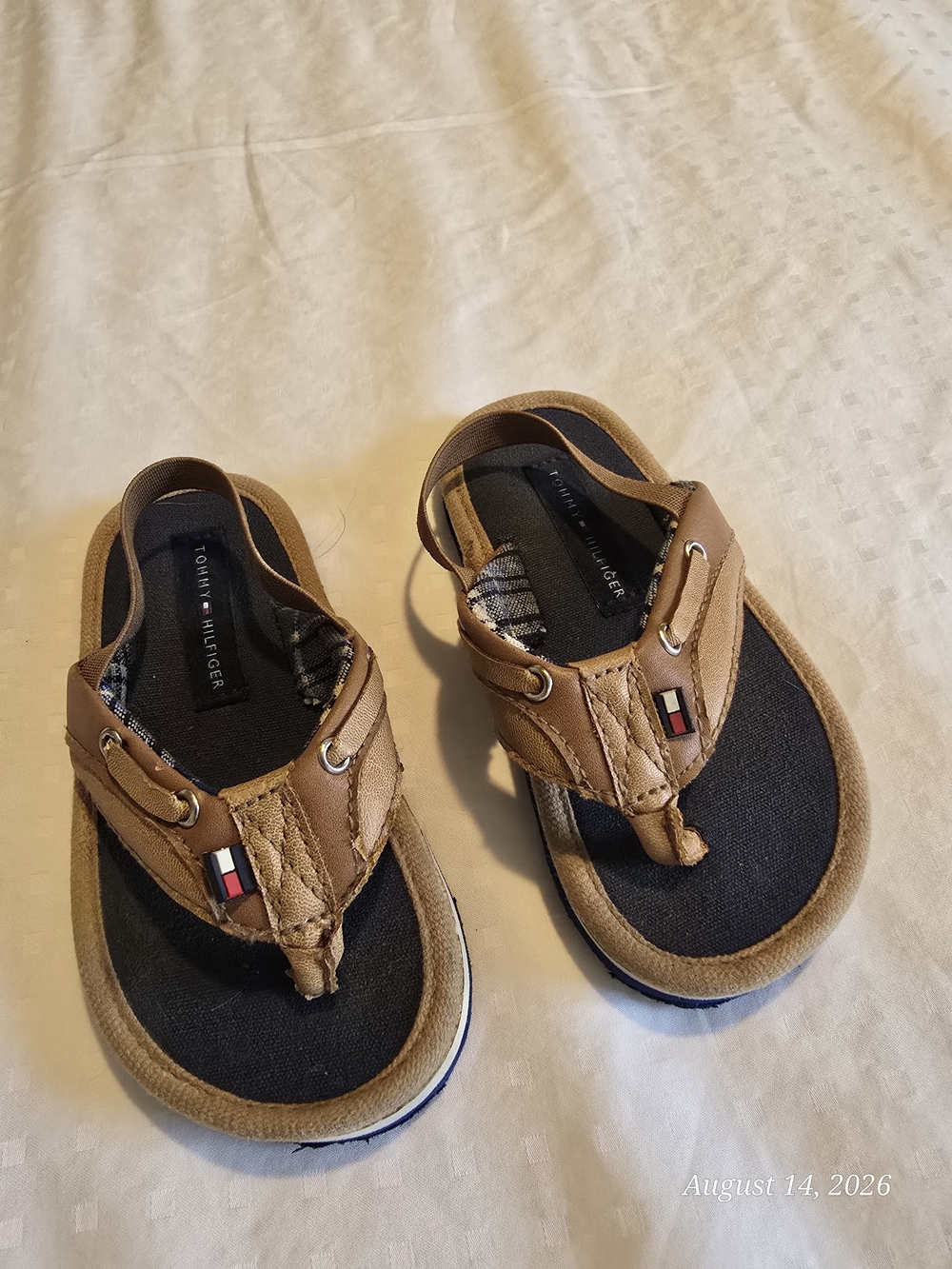 Tommy Hilfiger Lil Danny Kids Brown Leather-Look Thong Flip Flop Sandals 7/8
